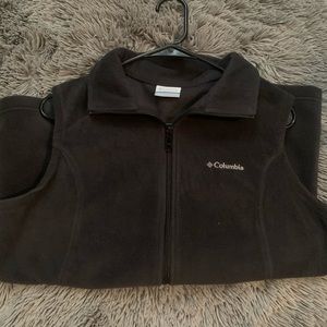 Columbia Vest
